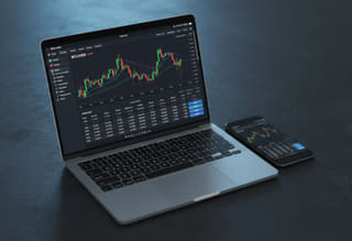 Consulter l'historique des transactions et le suivi de l'activité du compte